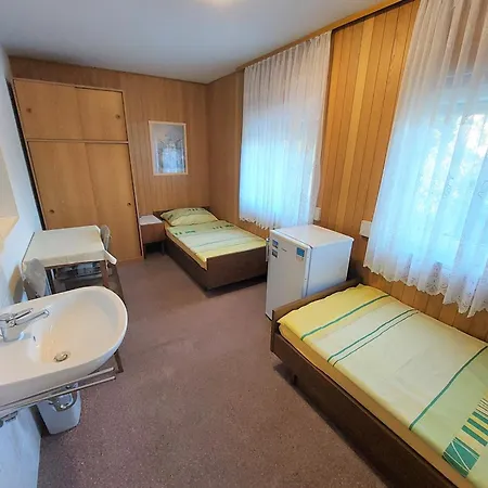 Sobe 29926 - Mileva 크리크베니카