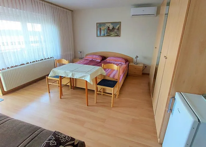 ゲストハウス Sobe 29926 - Mileva